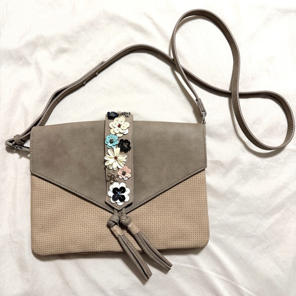 Stella and Dot Fleurette Crossbody Handbag Beige Floral Accent Spring Flirty